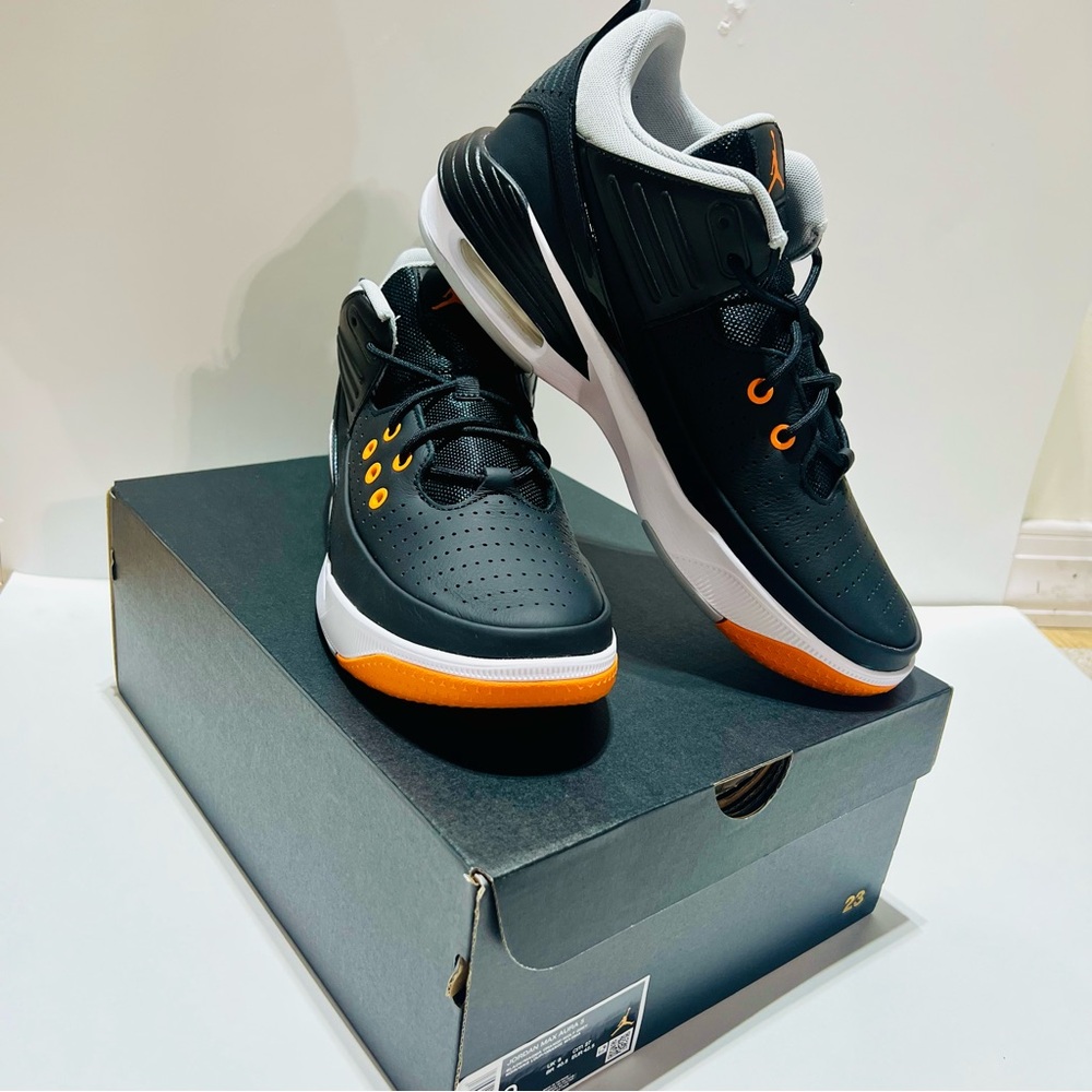 Jordan Max Aura 5 Black